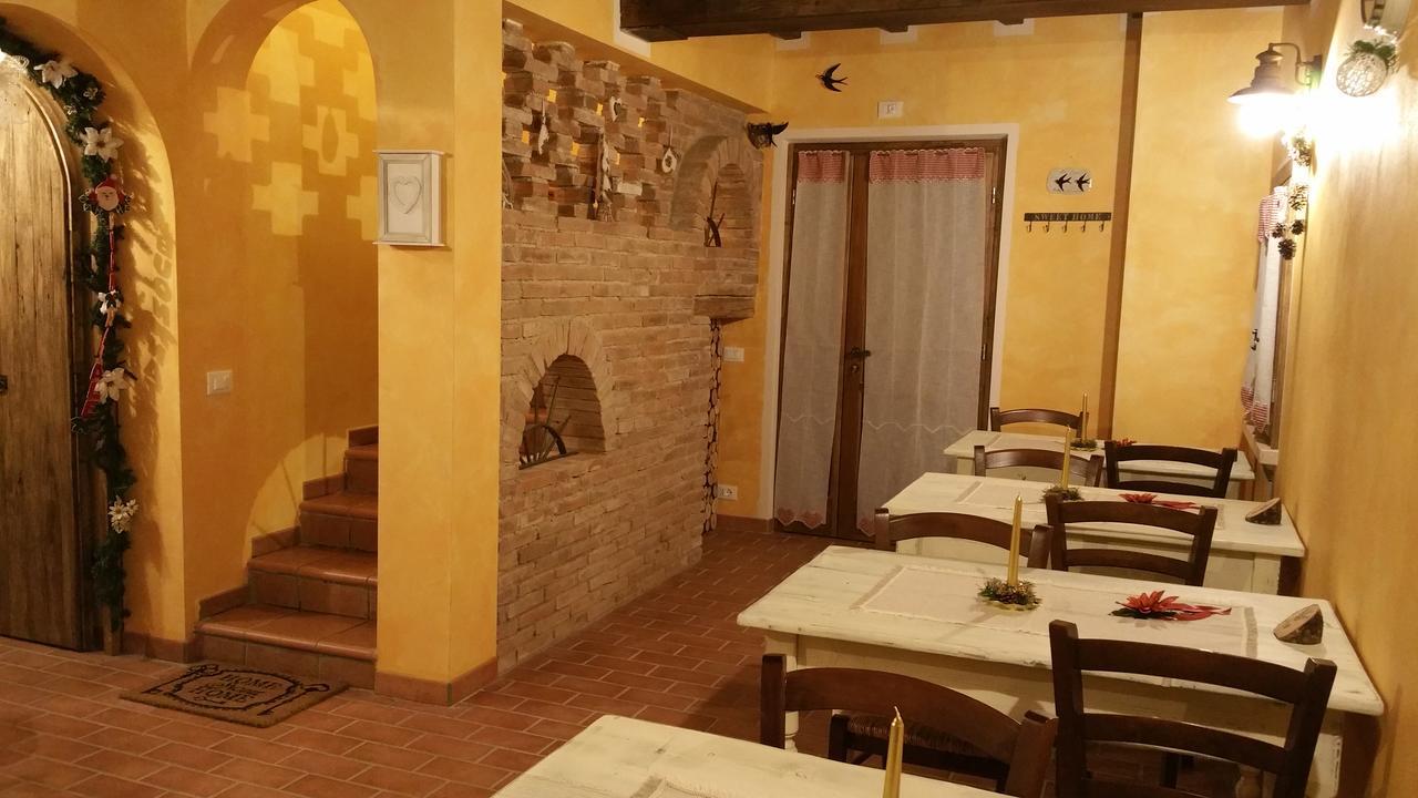 La Casa Delle Rondini Bed and Breakfast Roncoferraro Buitenkant foto