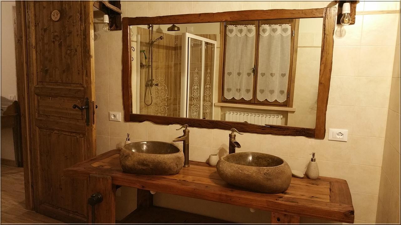 La Casa Delle Rondini Bed and Breakfast Roncoferraro Buitenkant foto