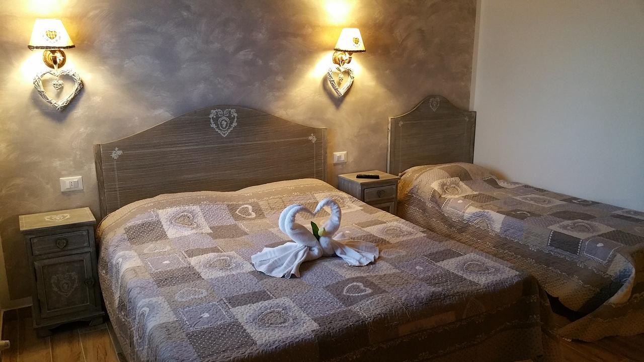 La Casa Delle Rondini Bed and Breakfast Roncoferraro Buitenkant foto
